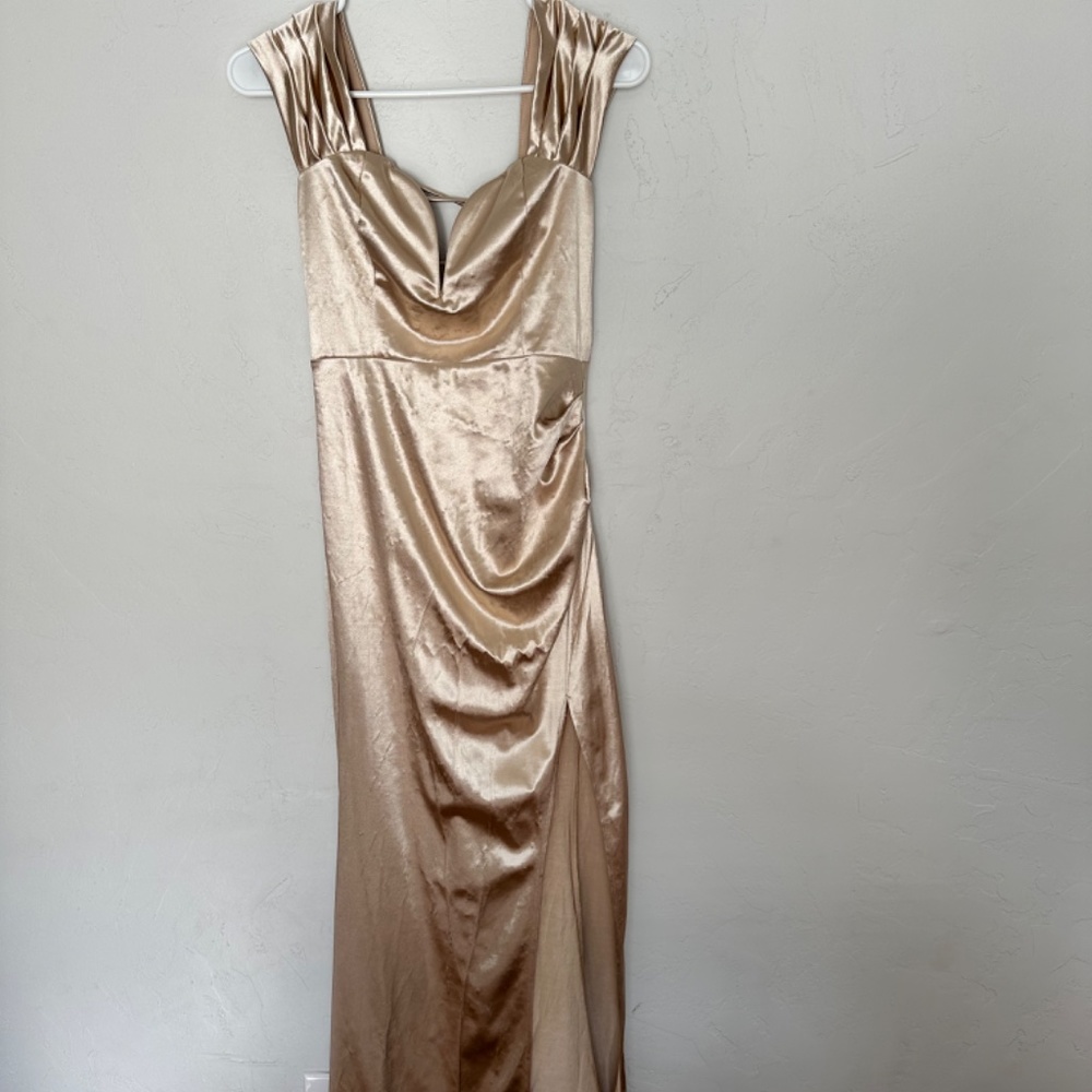 Windsor Gold Sweetheart Silk Formal Dress